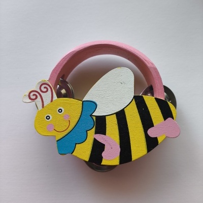 PANDEIRETA INFANTIL EM MADEIRA