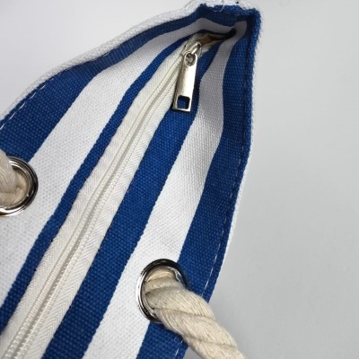 SACO DE PRAIA COM ALÇAS DE CORDA RISCAS CLÁSSICAS