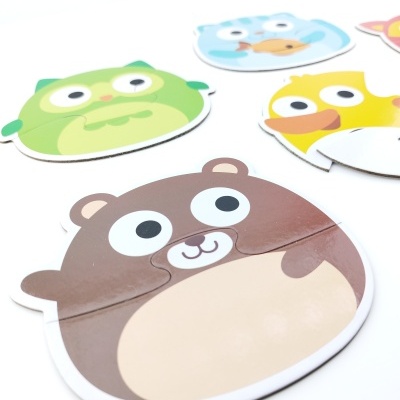 Peças de puzzle infantis com desenhos de animais coloridos