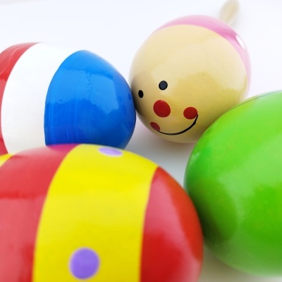 MARACA INFANTIL EM MADEIRA 23CM