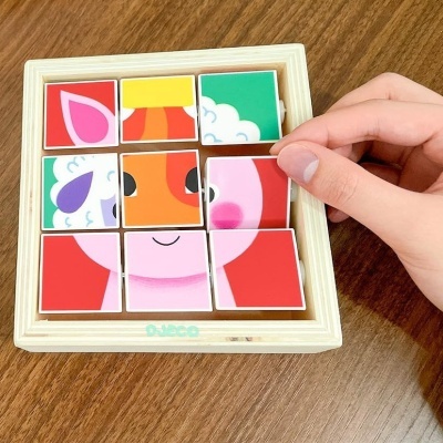 ANIMOROLL - PUZZLE EM MADEIRA DE BLOCOS COM ANIMAIS, DJECO