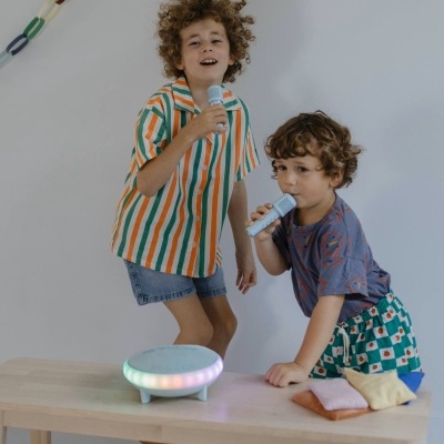 CONJUNTO PORTÁTIL DE KARAOKE INFANTIL KIDYKARAOKE