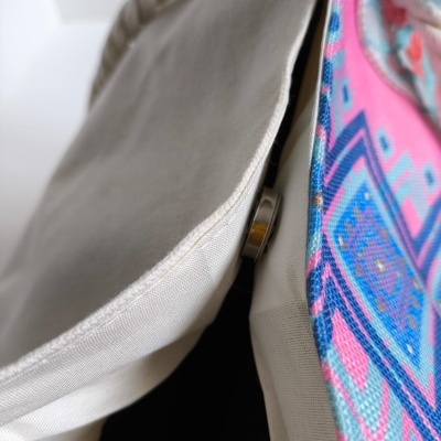 SACO DE PRAIA COM ALÇAS DE CORDA COLORIDO