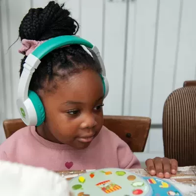 AUSCULTADORES COM FIOS TIMIO