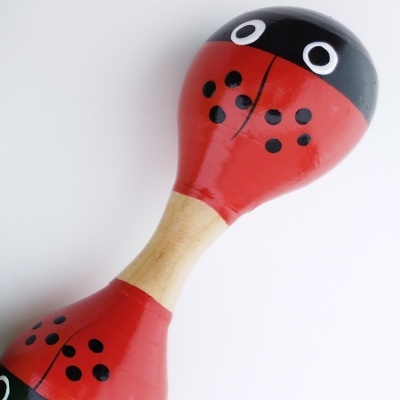 MARACA INFANTIL DUPLA EM MADEIRA 15CM