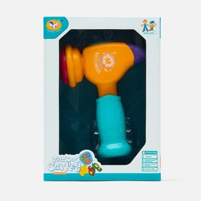 Brinquedo infantil pistola colorida em embalagem branca com janela