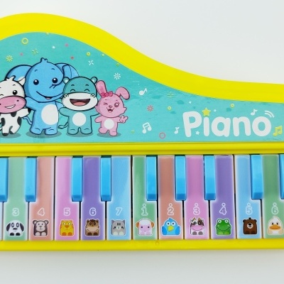 PIANO INFANTIL COM 13 SONS DE ANIMAIS