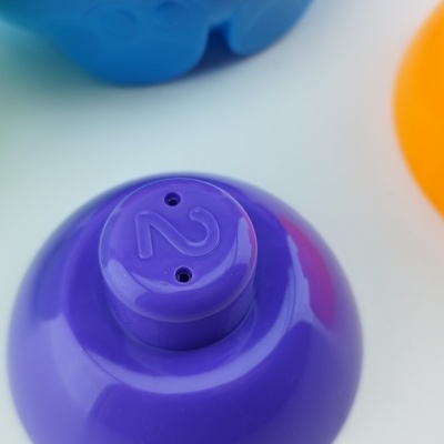 BRINQUEDO DIDÁTICO - FORMAS, CORES E EMPILHAMENTO