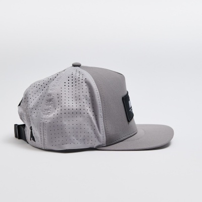 VÅGA TRUCKER CAP - ALUMINIUM GREY / BLACK