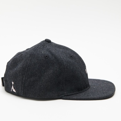 VÅGA FELT CAP - CHARCOAL