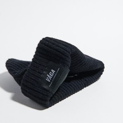 MID WEIGHT BEANIE - BLACK MID WEIGHT BEANIE - BLACK