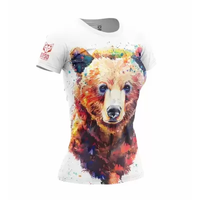 T-shirt branca com estampa frontal de urso colorido em aquarela