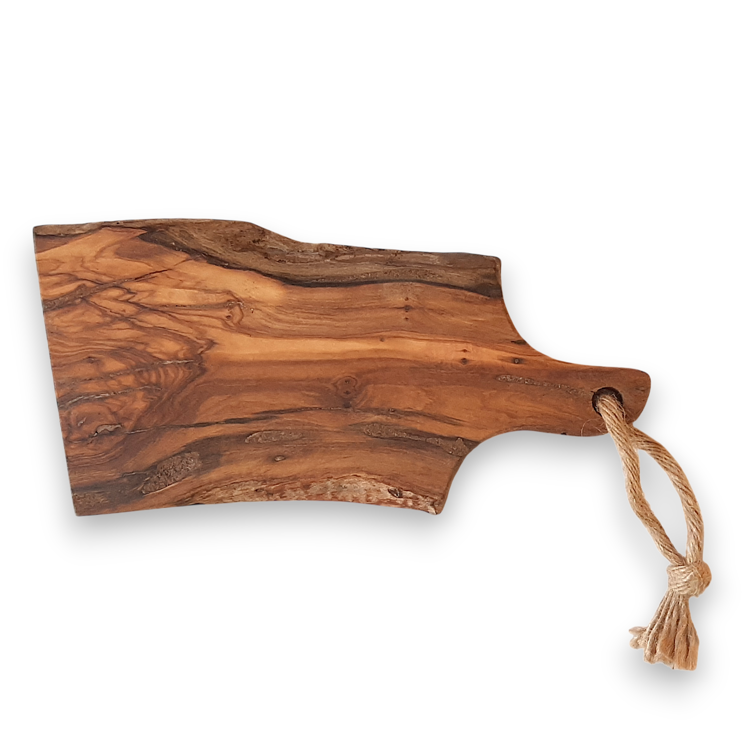 Tábua Irregular em Oliveira (30x14x2cm) Tábua de madeira com cordão de ráfia sobre fundo preto