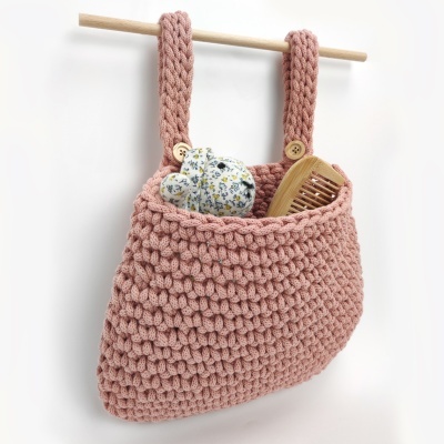 https://www.byangie.pt/product/hanging-basket