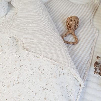 Saco de dormir folhas e raminhos