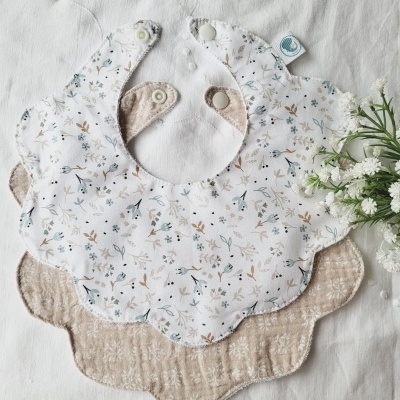 Pack babetes flor raminhos azuis e bege