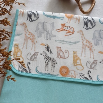 Muda fraldas portátil tucanos na selva