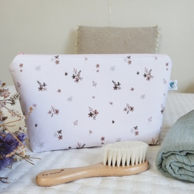 Necessaire floral minimal cru