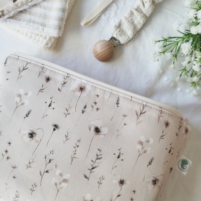 Necessaire floral cru