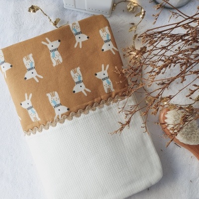 Bolsa para fraldas e toalhitas cãezinhos