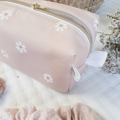 Necessaire box margaridas