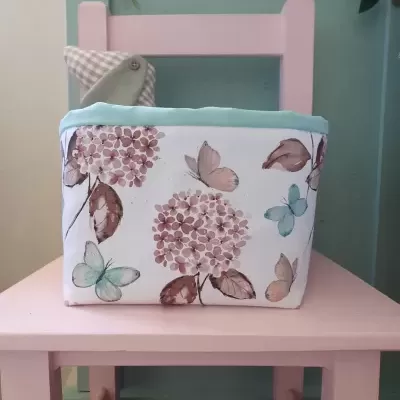 Cesto borboletas menta e rosa