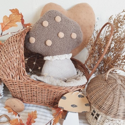 Almofada cogumelo castanho