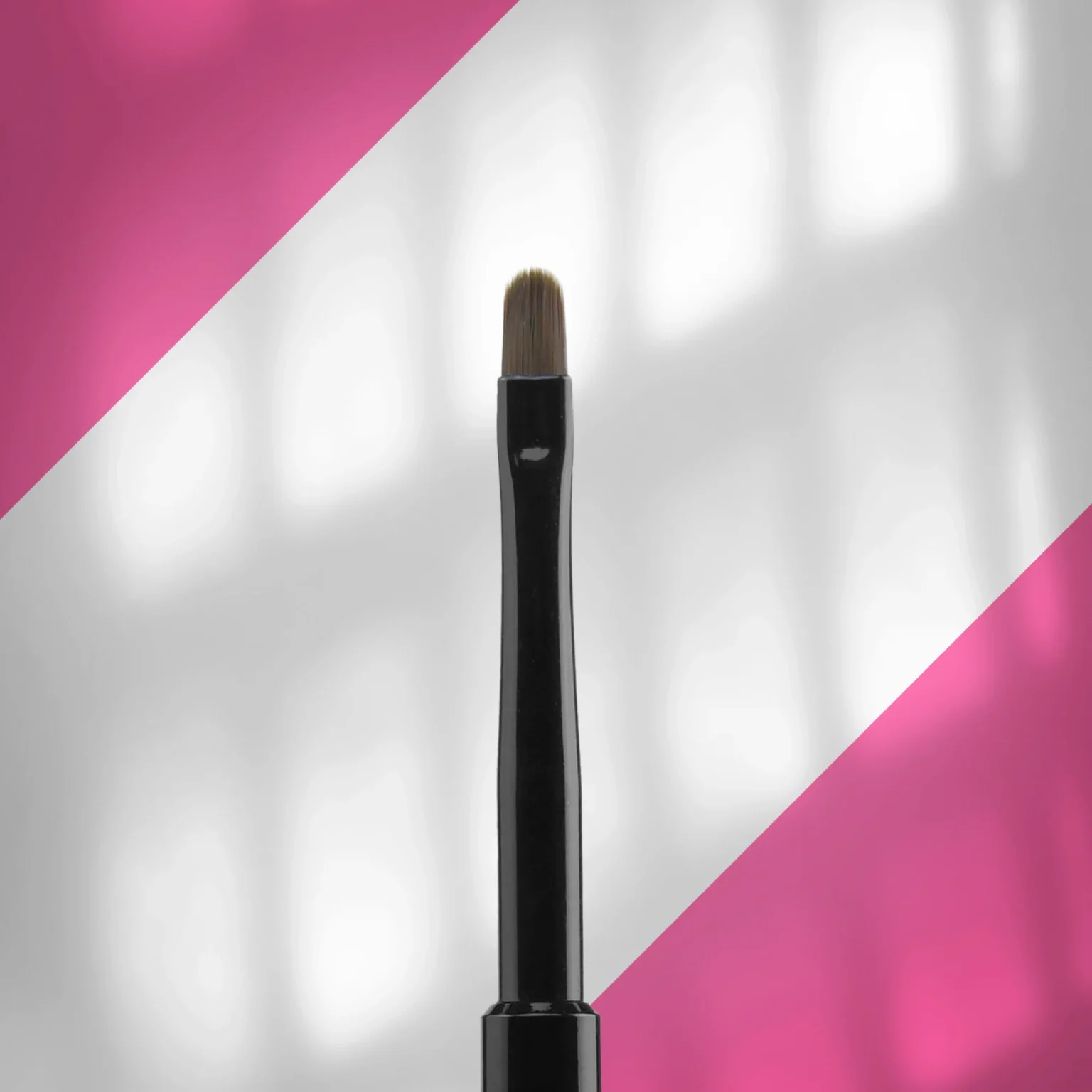 Pincel para Gel EXPERT | Largura 4 mm / Comprimento 7 mm Pincel para Gel EXPERT | Largura 4 mm / Comprimento 7 mm