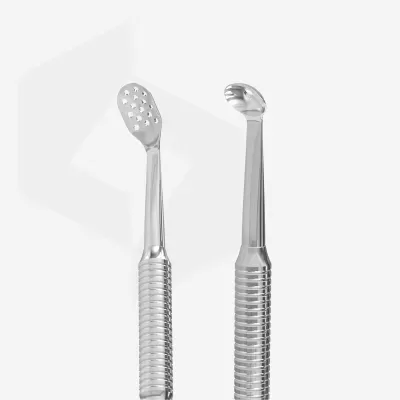 Ferramenta de Cosmetologia Dupla EXPERT 20 TIPO 1 (Colher ovalada com 15 furos)