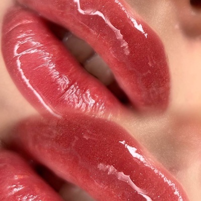 Glow Oil Morango | Óleo Fotográfico Pós-PMU & Hydra Gloss 30 ml