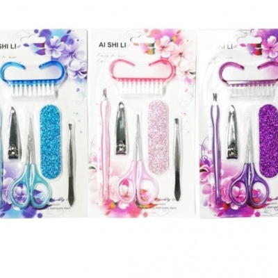 Kit de Manicure Pedicure e Pinça