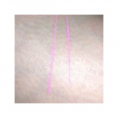 🌸 Linha de Marcação Rosa P/ Sobrancelhas