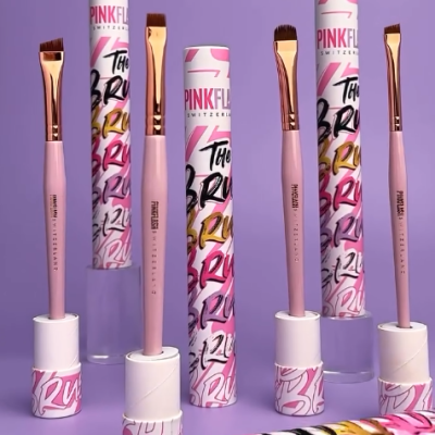 Pink Flash Brush 03 – Pincel Precisão Angular para Tintura de Sobrancelhas