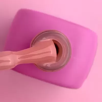 Cover Base Nº8 – Base Camuflagem Bege Escuro – 13 ml LUNAmoon