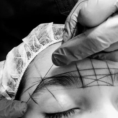 Linha Preta Para Marcação Design Sobrancelha