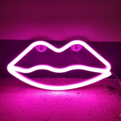 Decoração Neon Lábios
