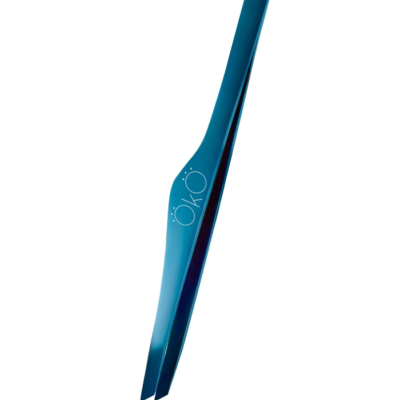 Pinça de Sobrancelha Chanfrada OKO Blue Magic Premium