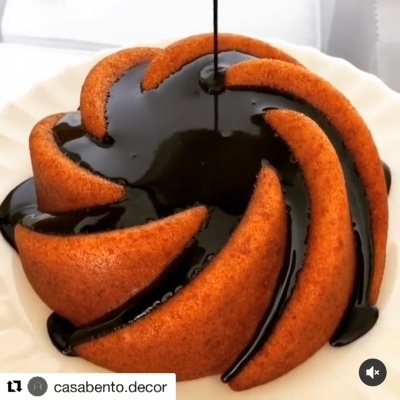 1047 FORMA PARA BOLO MINI TORNADO P 12X6CM- 1 UNID