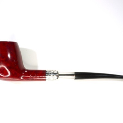 Cachimbo de fumar em madeira vermelha com bocal preto e anel metálico