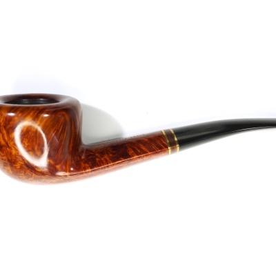 Cachimbo de fumar em madeira castanha e boquilha preta