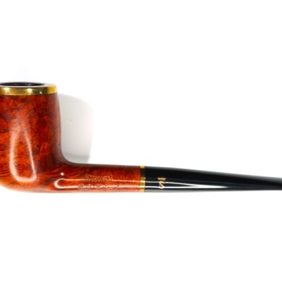 Cachimbo de fumar clássico em madeira castanha e boquilha preta com detalhe dourado