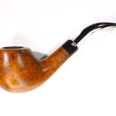 Cachimbo de madeira com boquilha preta e anel metálico