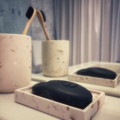 Saboneteira rectangular