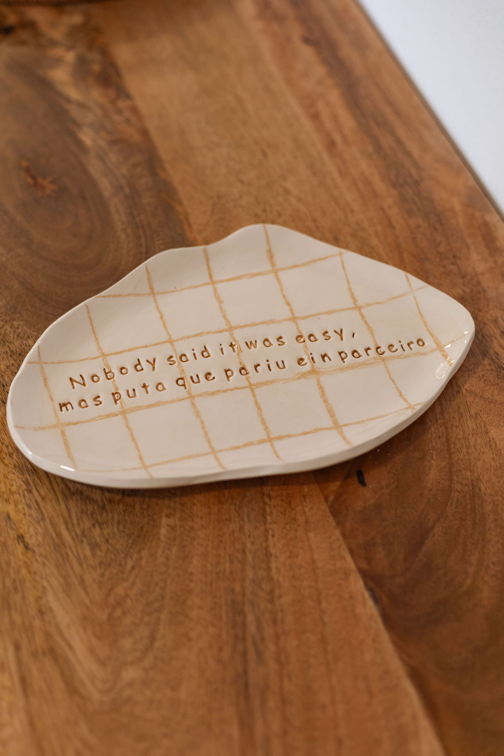 Bandeja Belém - Edição Especial com Pintura a Lápis