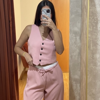 Conjunto Fato Colete e Calças