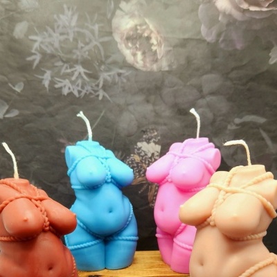 Vela Aromática Corpo Feminino