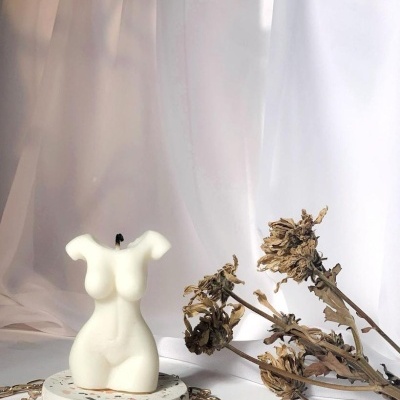 Vela Aromática Corpo Feminino