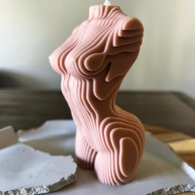 Vela Aromática Corpo Feminino