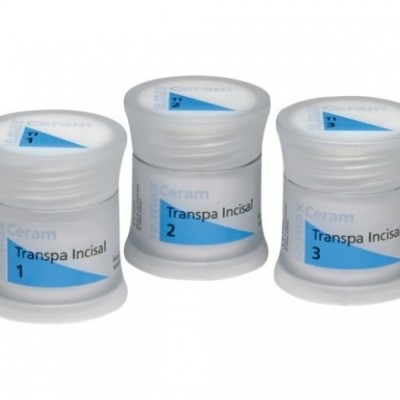 Três frascos plásticos de laboratório com etiquetas 