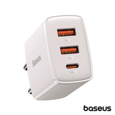 Carregador de parede branco Baseus com 3 portas USB